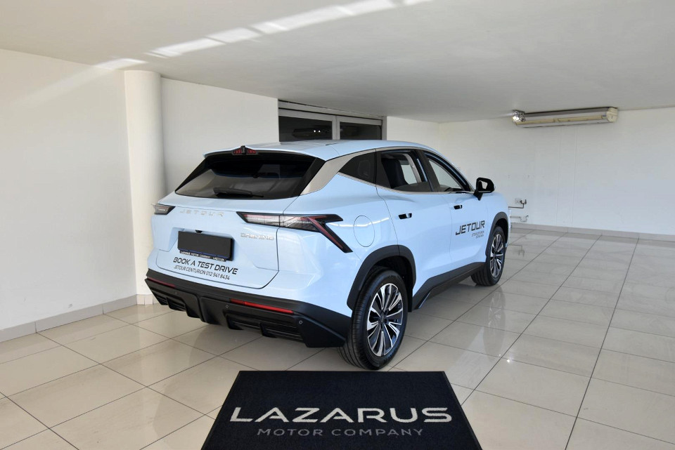 2025 JETOUR DASHING 1.5T MOMENTUM