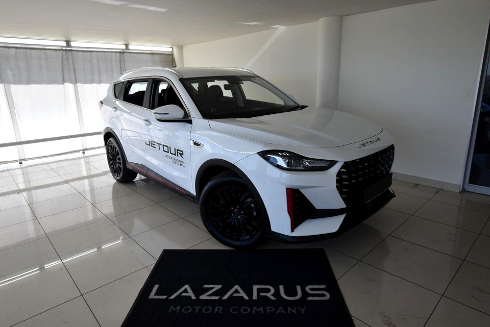 2025 JETOUR X70 PLUS 1.5T MOMENTUM