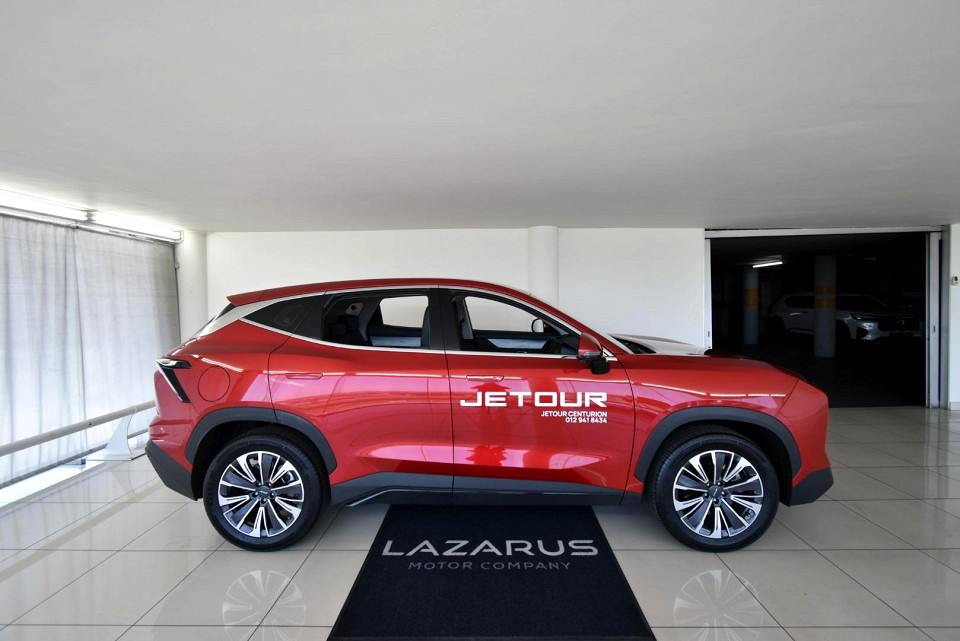 2025 JETOUR DASHING 1.5T MOMENTUM