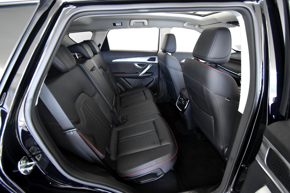 2025 JETOUR X70 PLUS 1.5T DELUXE