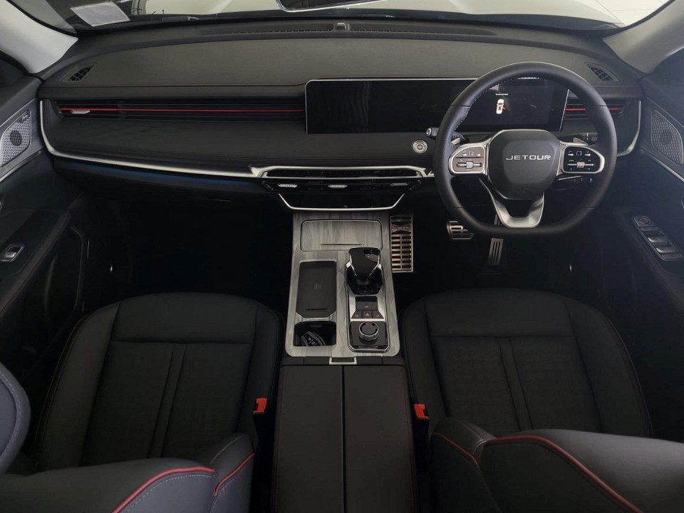 2025 JETOUR X70 PLUS 1.5T DELUXE