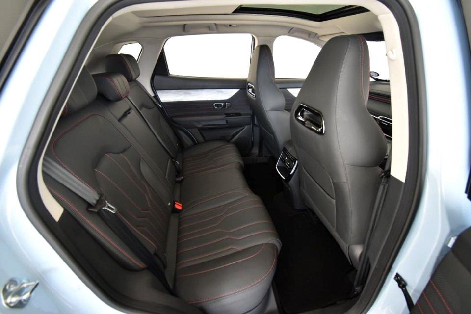 2025 JETOUR DASHING 1.5T DELUXE