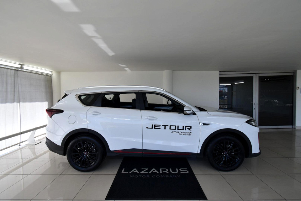 2025 JETOUR X70 PLUS 1.5T DELUXE