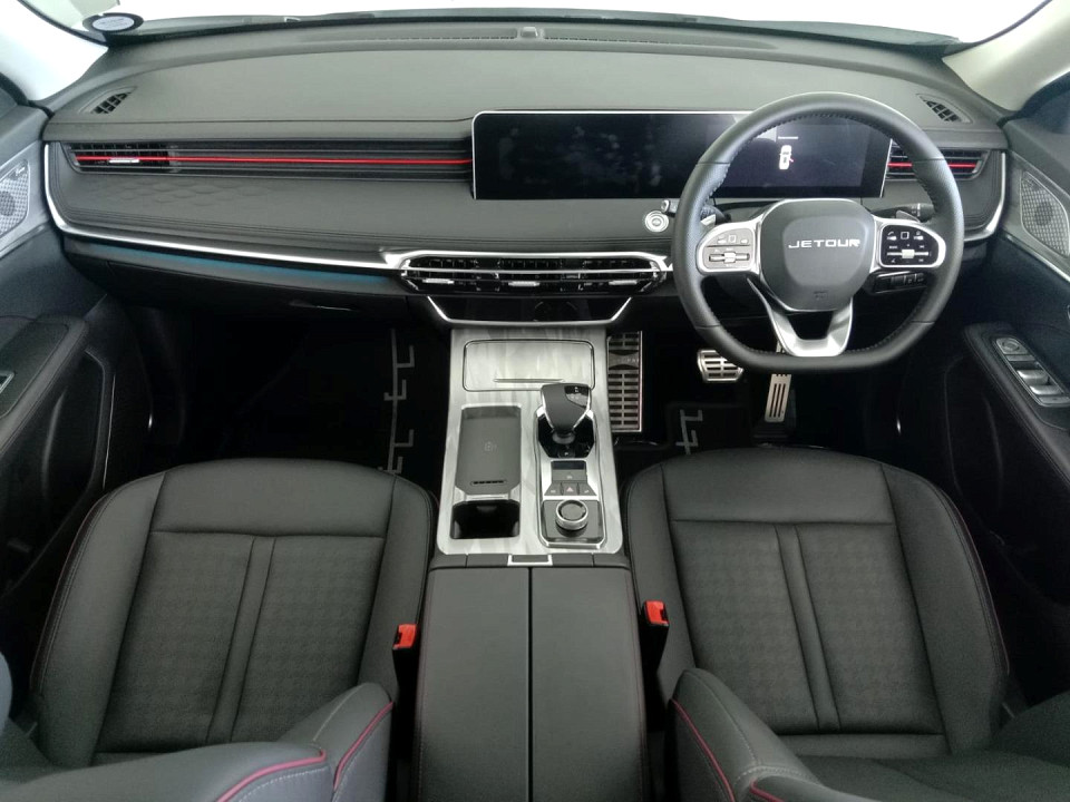 2025 JETOUR X70 PLUS 1.5T DELUXE