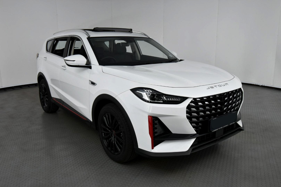 2026 JETOUR X70 PLUS 1.5T DELUXE