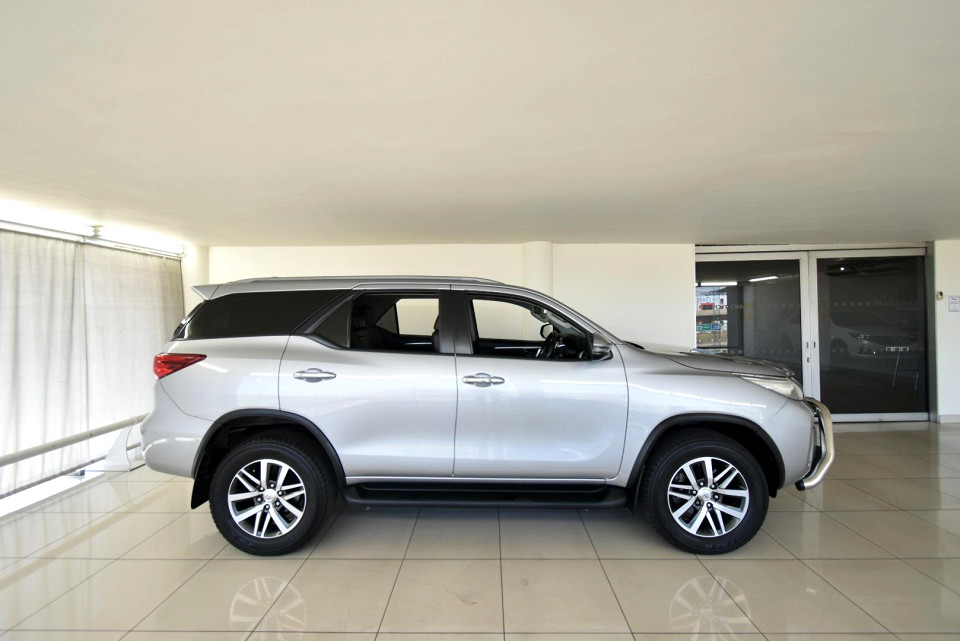 2020 TOYOTA FORTUNER EPIC 2.8 RB AT