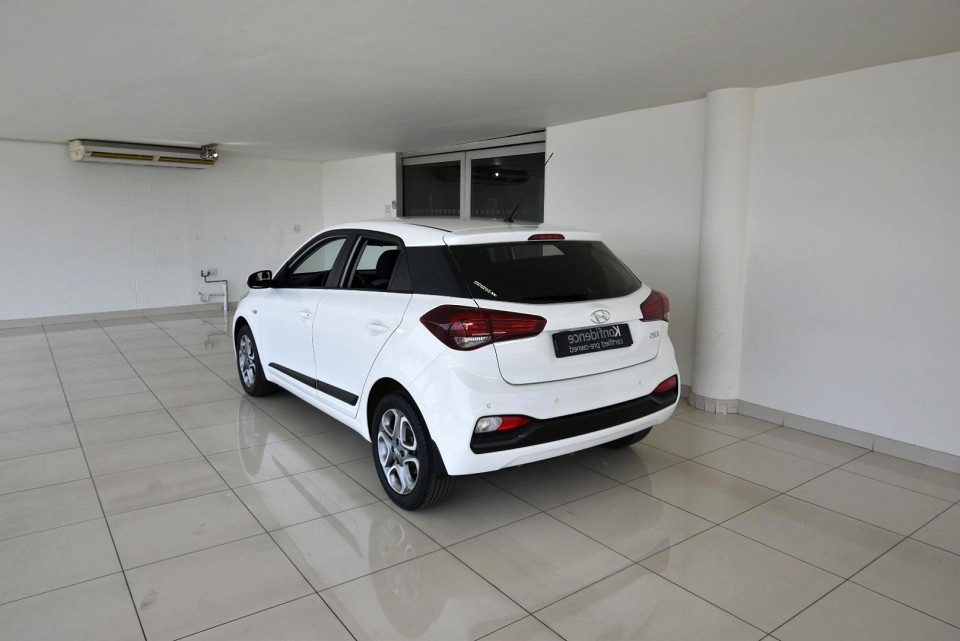 2020 HYUNDAI i20 1.2 FLUID