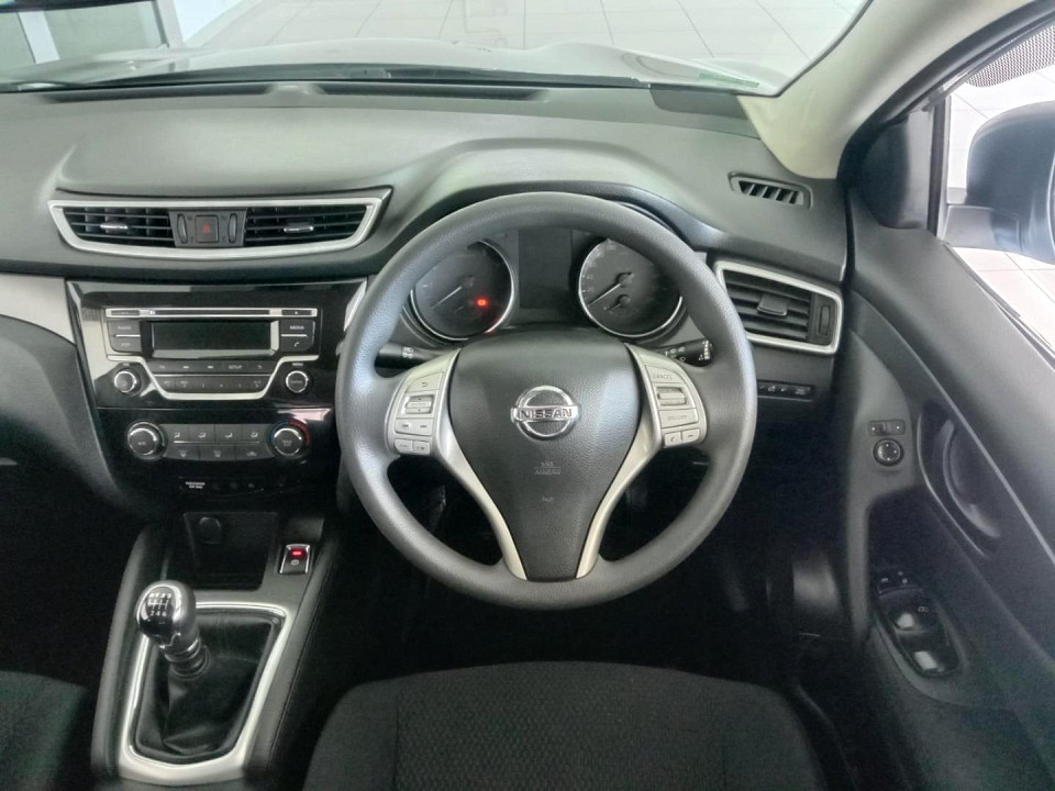 2017 NISSAN QASHQAI 1.2T VISIA (ALLOY)