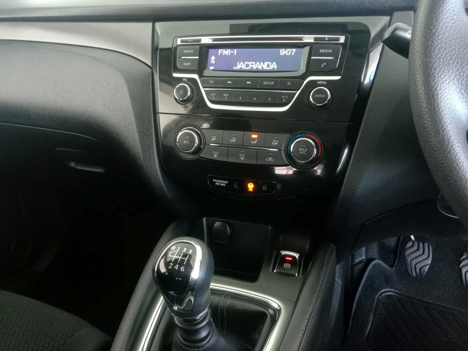 2017 NISSAN QASHQAI 1.2T VISIA (ALLOY)