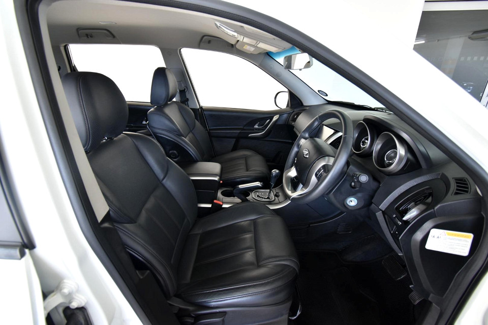 2020 MAHINDRA XUV500 2.2 CRDe mHAWK W8 4X2 AT