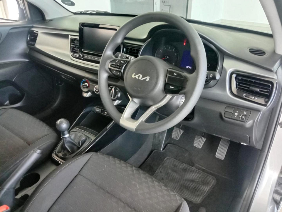 2023 KIA RIO 1.2 LS