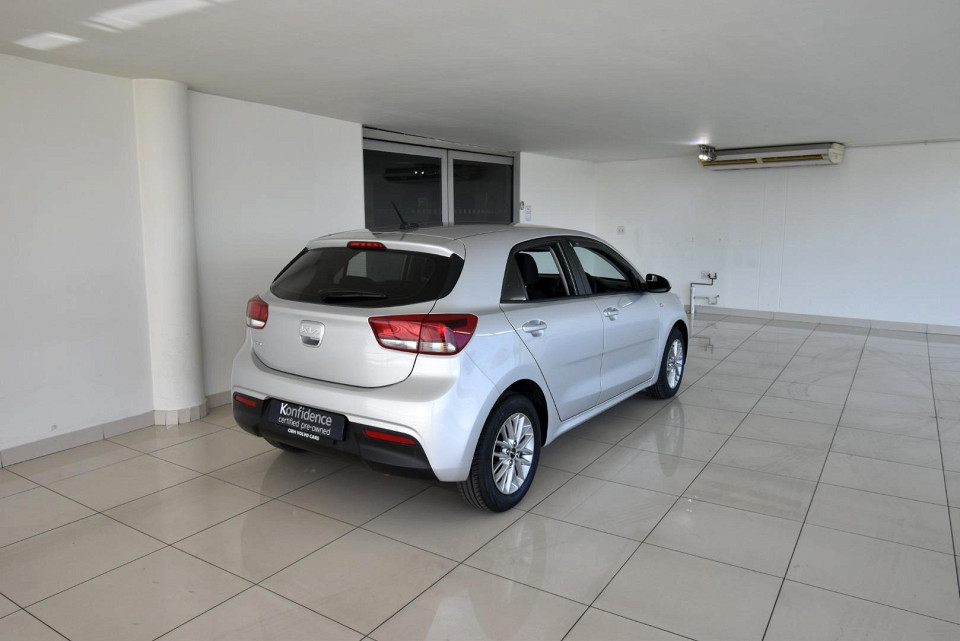 2023 KIA RIO 1.2 LS