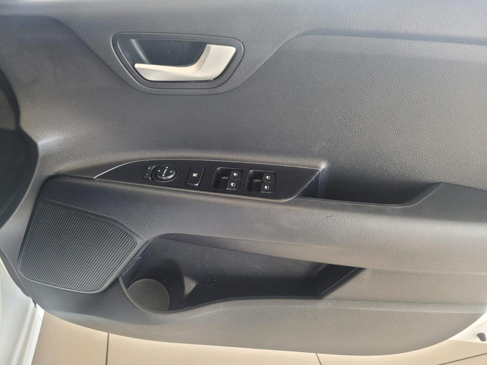 2023 KIA RIO 1.2 LS