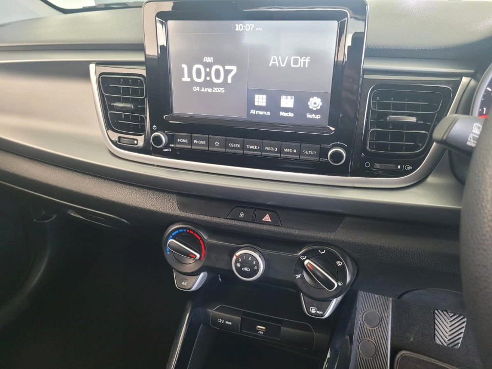 2023 KIA RIO 1.2 LS