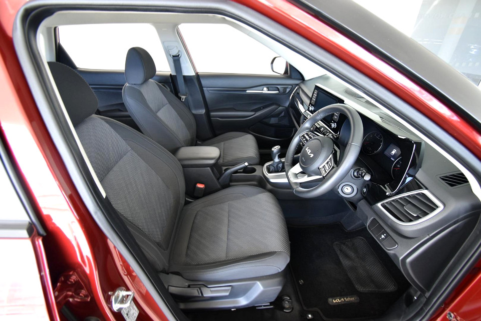 2024 KIA SELTOS 1.6 EX