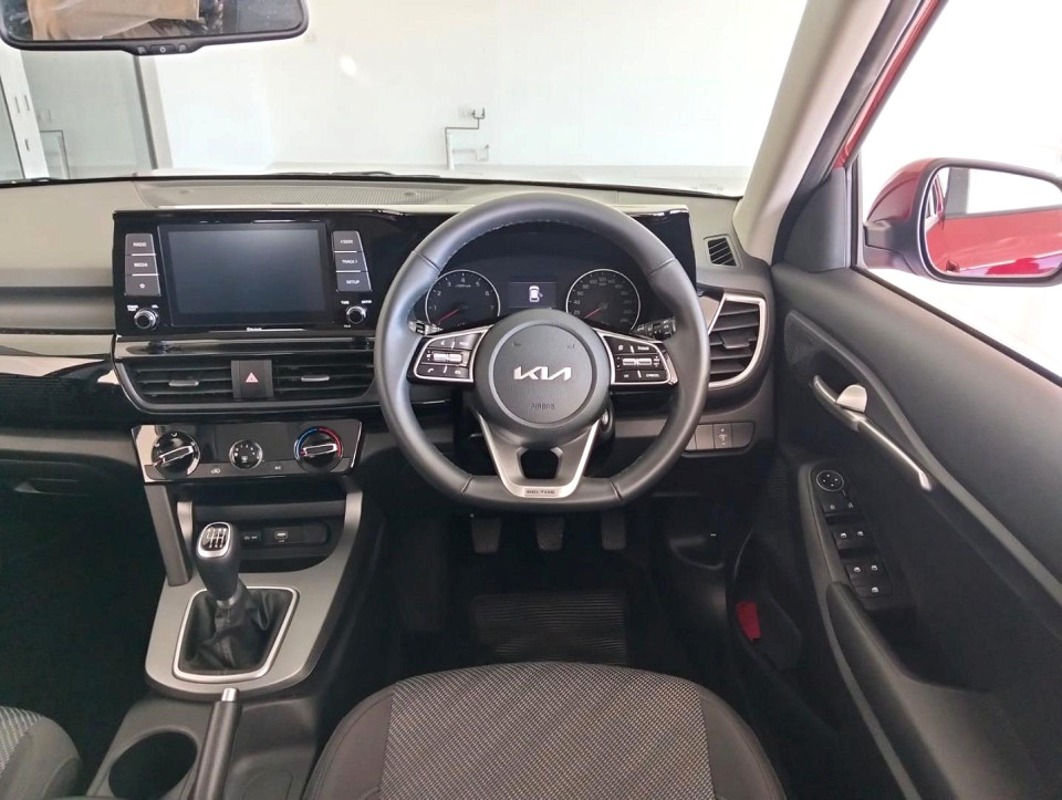 2024 KIA SELTOS 1.6 EX