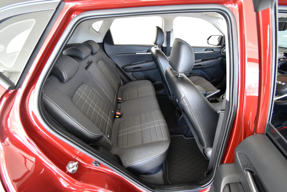 2025 KIA SONET 1.5 LS MT