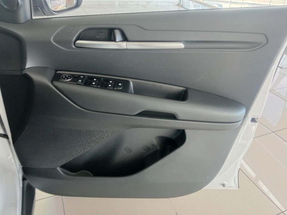 2025 KIA SONET 1.5 LX CVT
