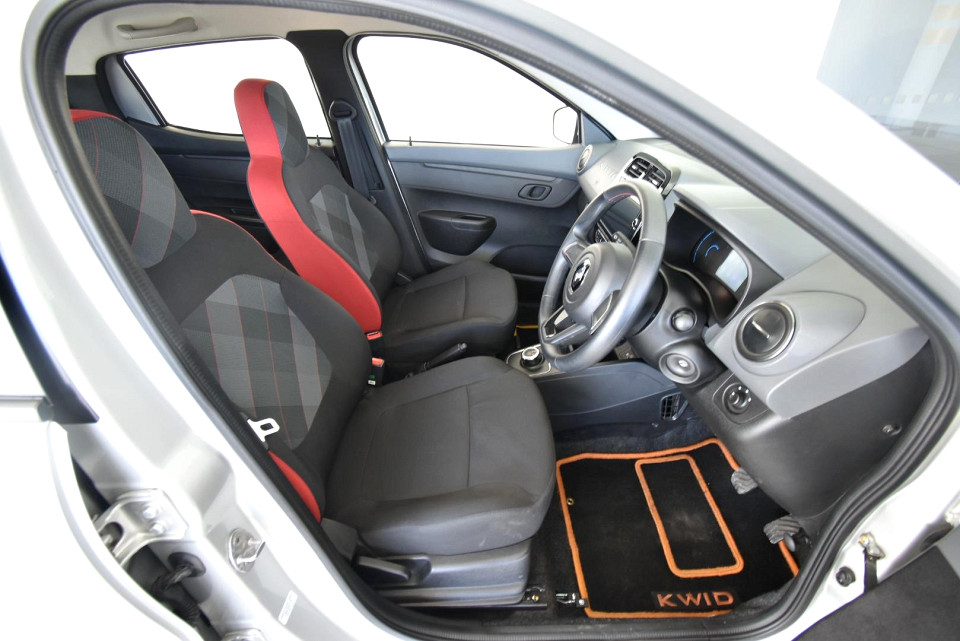 2022 RENAULT KWID 1.0 DYNAMIQUE AMT ABS