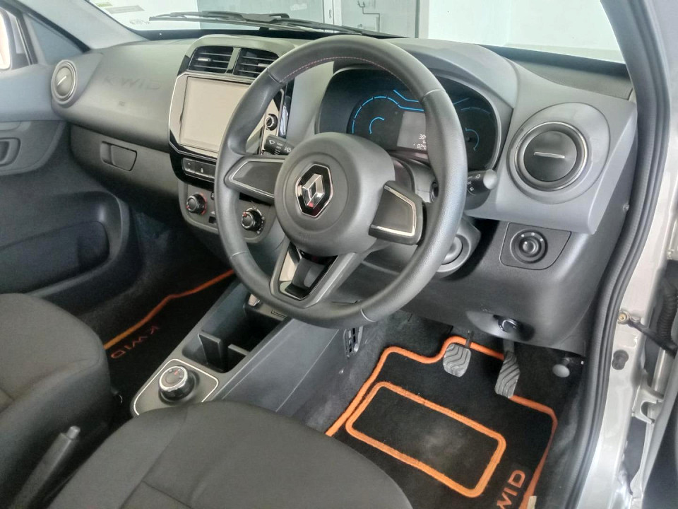 2022 RENAULT KWID 1.0 DYNAMIQUE AMT ABS