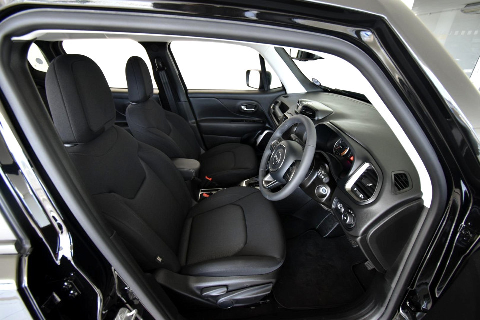 2024 JEEP RENEGADE 1.4 LONGITUDE FWD