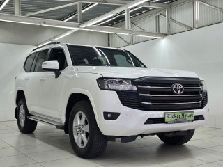2023 TOYOTA LAND CRUISER 300 3.3D GX-R