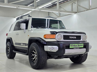 2013 TOYOTA FJ CRUISER 4.0 V6 4X4 AT