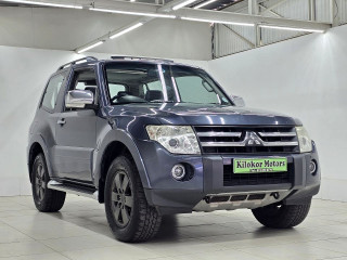 2009 MITSUBISHI PAJERO 3.2 Di-D GLS 3-DOOR AT