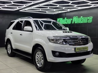 2012 TOYOTA FORTUNER 3.0 D-4D R/BODY AT