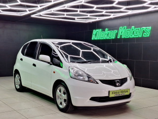 2011 HONDA JAZZ 1.3 COMFORT CVT