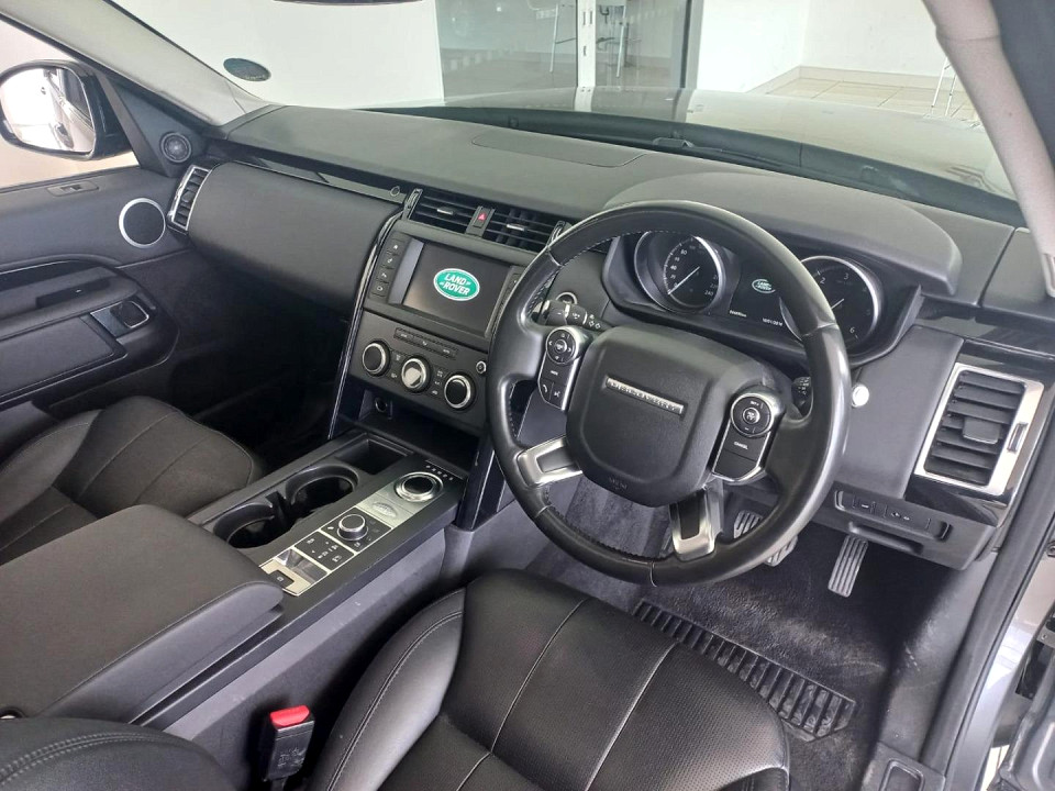 2018 LAND ROVER DISCOVERY 3.0 TD6 SE