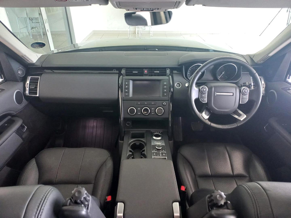 2018 LAND ROVER DISCOVERY 3.0 TD6 SE