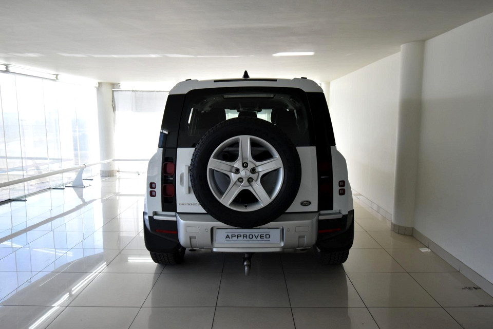 2023 LAND ROVER DEFENDER 110 3.0 D300 SE (221kW)