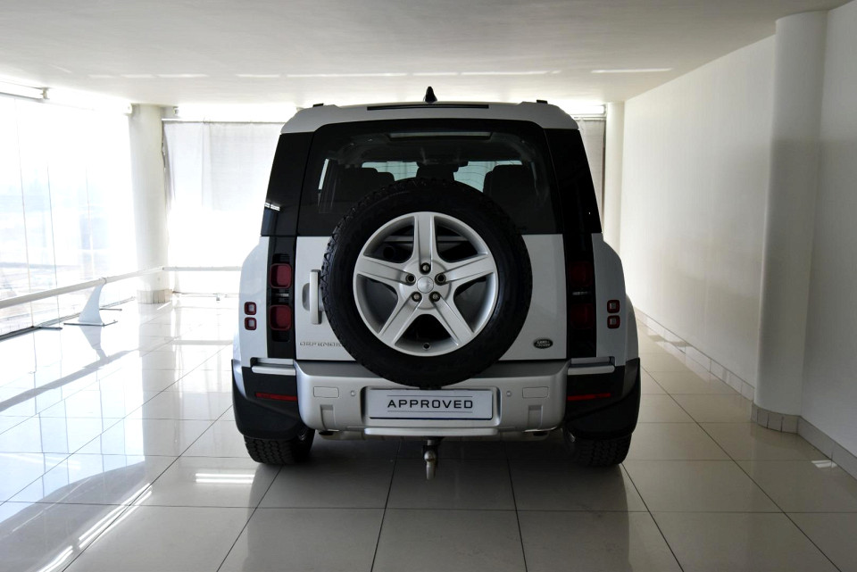 2023 LAND ROVER DEFENDER 110 3.0 D300 SE (221kW)