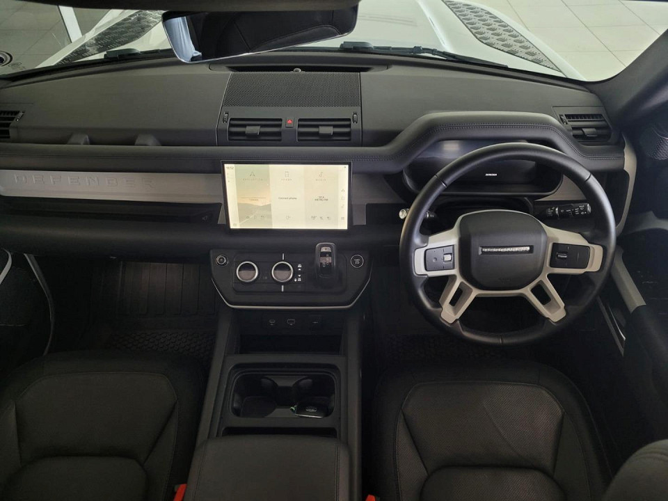 2023 LAND ROVER DEFENDER 110 3.0 D D300 X-DYNAMIC HSE (221kW)