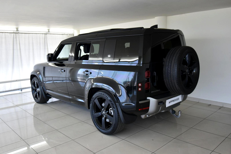 2021 LAND ROVER DEFENDER 110 2.0 D D240 X-DYNAMIC SE (177kW)