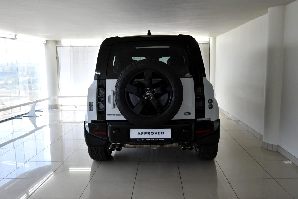 2023 LAND ROVER DEFENDER 110 5.0 P P525 V8 (386kW)