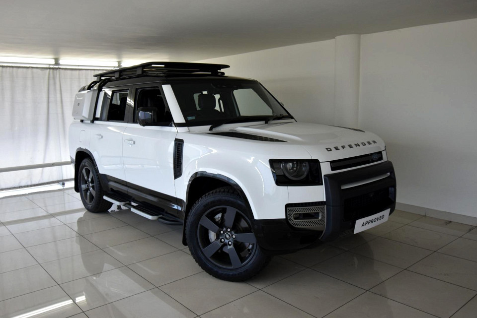 2023 LAND ROVER DEFENDER 130 3.0 D D300 X-DYNAMIC HSE (221kW)