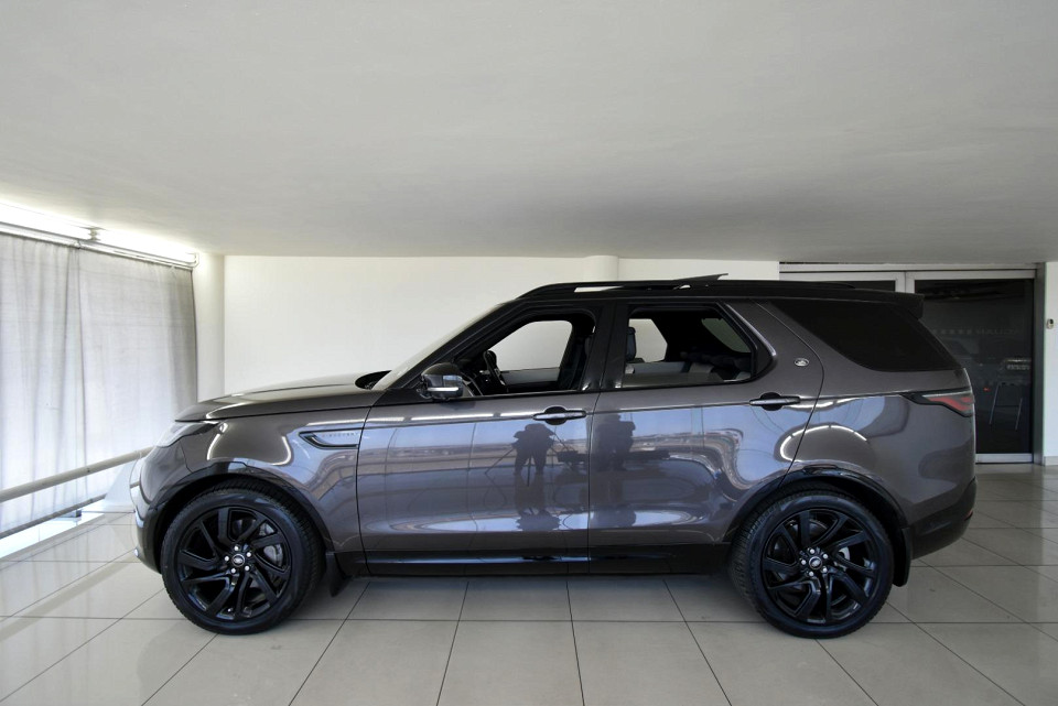 2022 LAND ROVER DISCOVERY 3.0 D R-DYNAMIC HSE (221kW)