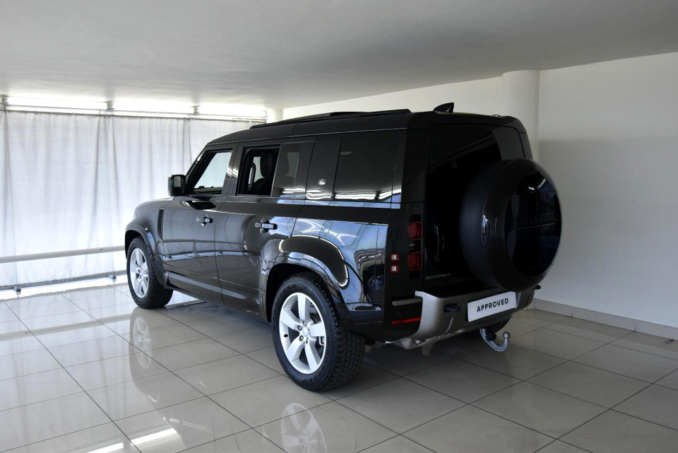 2023 LAND ROVER DEFENDER 110 3.0 D D300 X-DYNAMIC HSE (221kW)