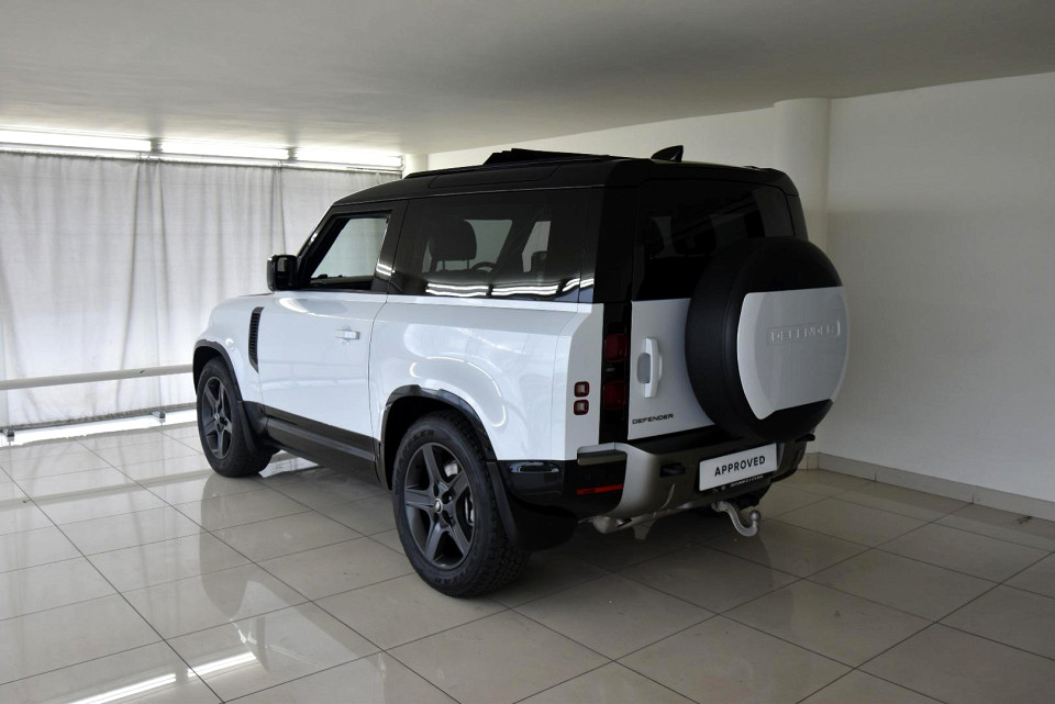 2023 LAND ROVER DEFENDER 90 3.0 D D300 X-DYNAMIC SE (221kW)