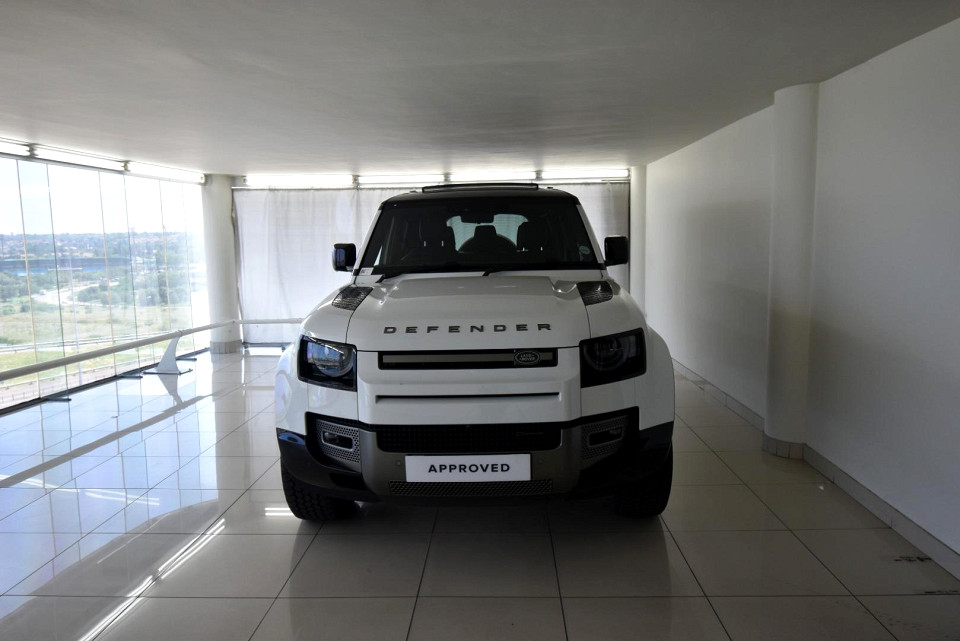 2024 LAND ROVER DEFENDER 110 3.0 D D300 X-DYNAMIC SE (221kW)