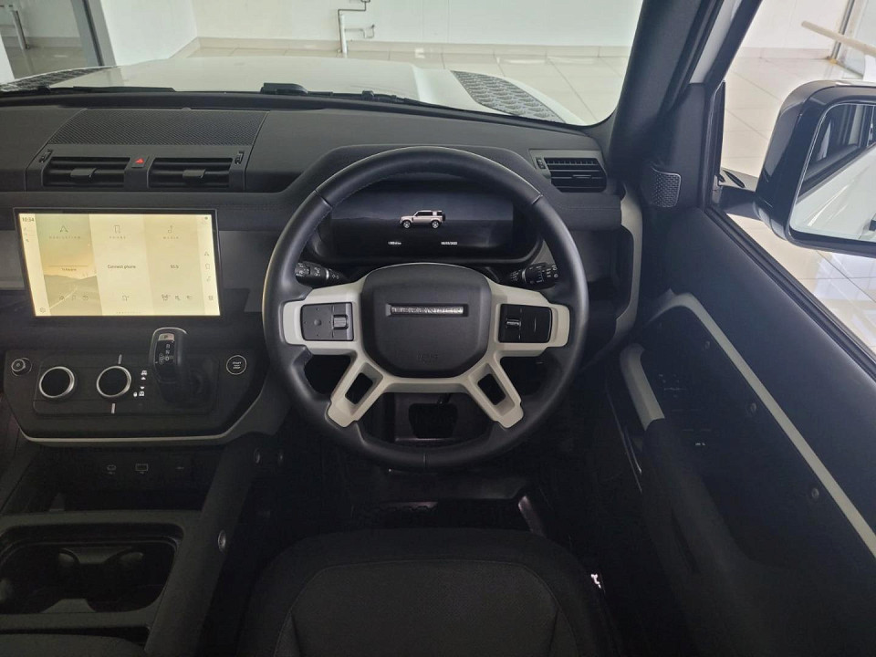 2023 LAND ROVER DEFENDER 110 3.0 D D300 X-DYNAMIC SE (221kW)