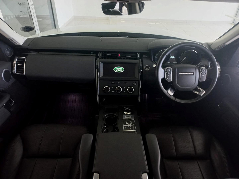 2019 LAND ROVER DISCOVERY 3.0 D SE
