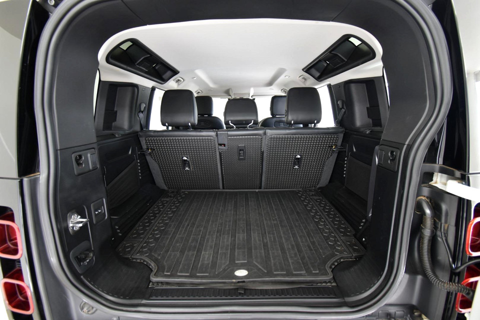 2020 LAND ROVER DEFENDER 110 D240 S (177kW)