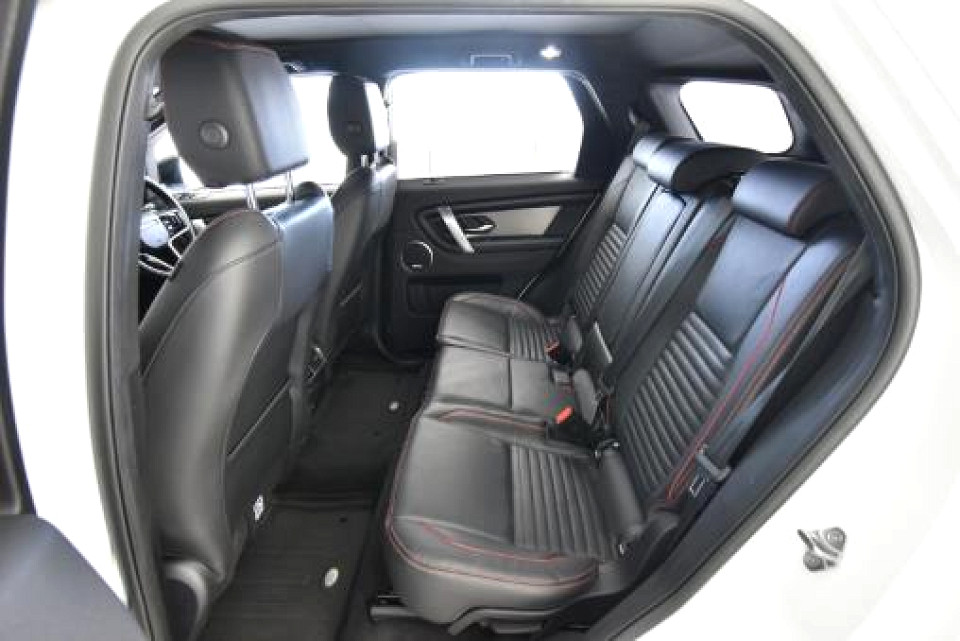 2021 LAND ROVER DISCOVERY SPORT 1.5 PHEV R-DYNAMIC SE (221kW)