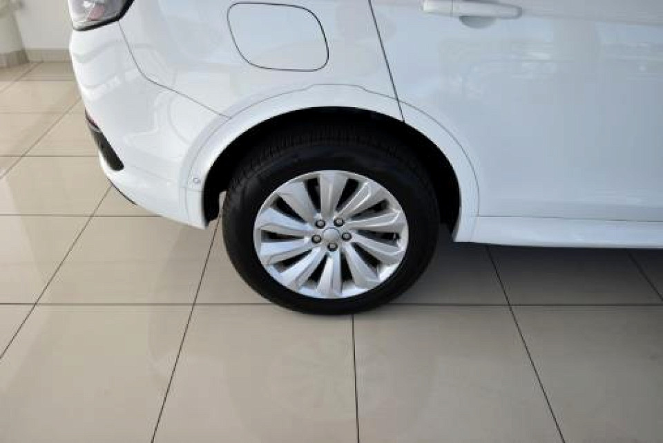 2021 LAND ROVER DISCOVERY SPORT 1.5 PHEV R-DYNAMIC SE (221kW)