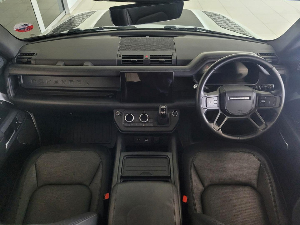 2022 LAND ROVER DEFENDER 110 2.0 D D240 X-DYNAMIC HSE (177kW)