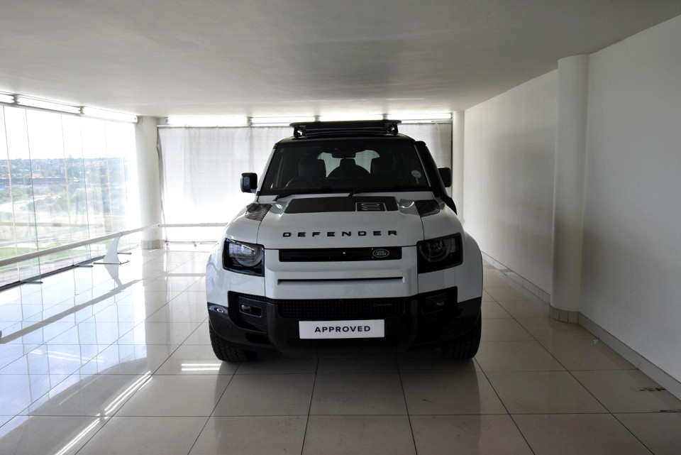 2022 LAND ROVER DEFENDER 110 2.0 D D240 X-DYNAMIC HSE (177kW)