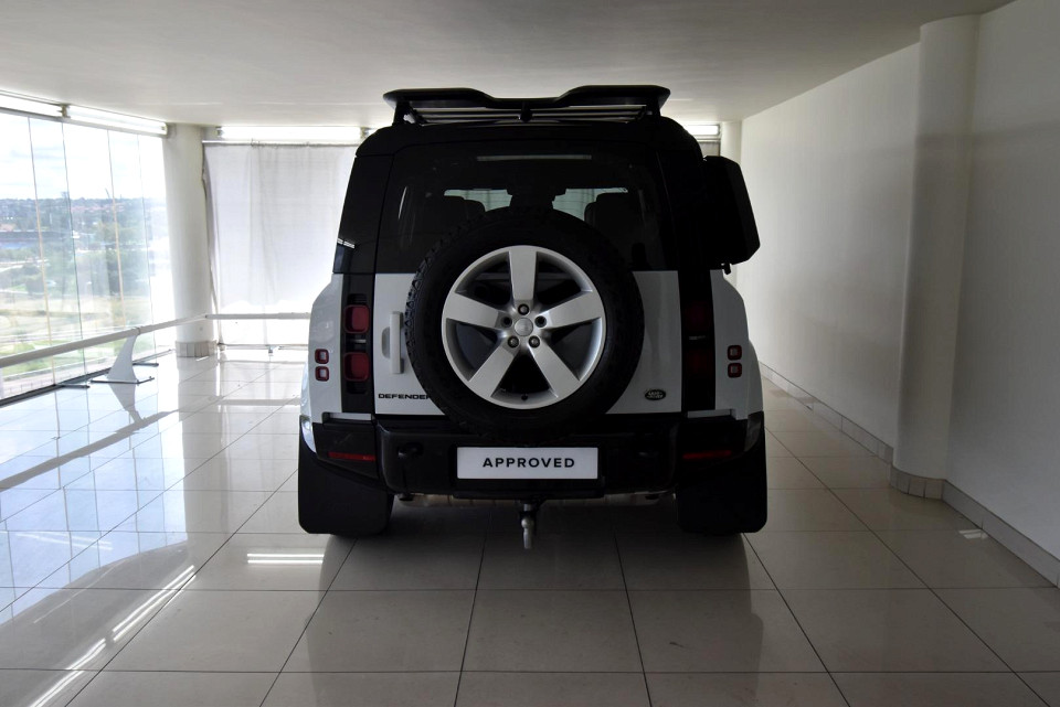 2022 LAND ROVER DEFENDER 110 2.0 D D240 X-DYNAMIC HSE (177kW)